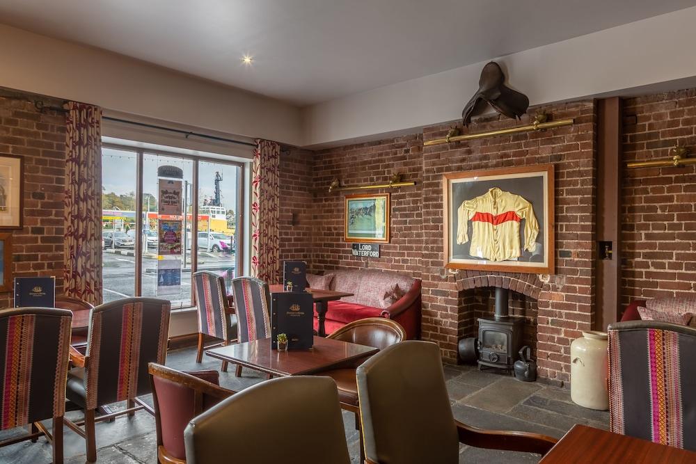Hotel Dooley's 3*