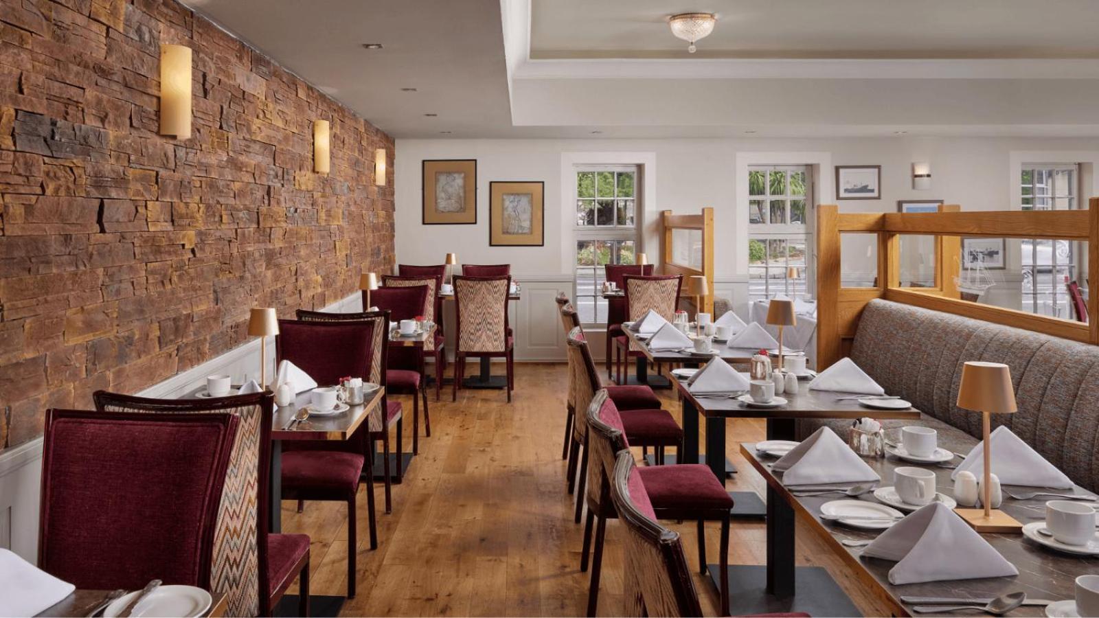 Dooley's 3* Waterford
